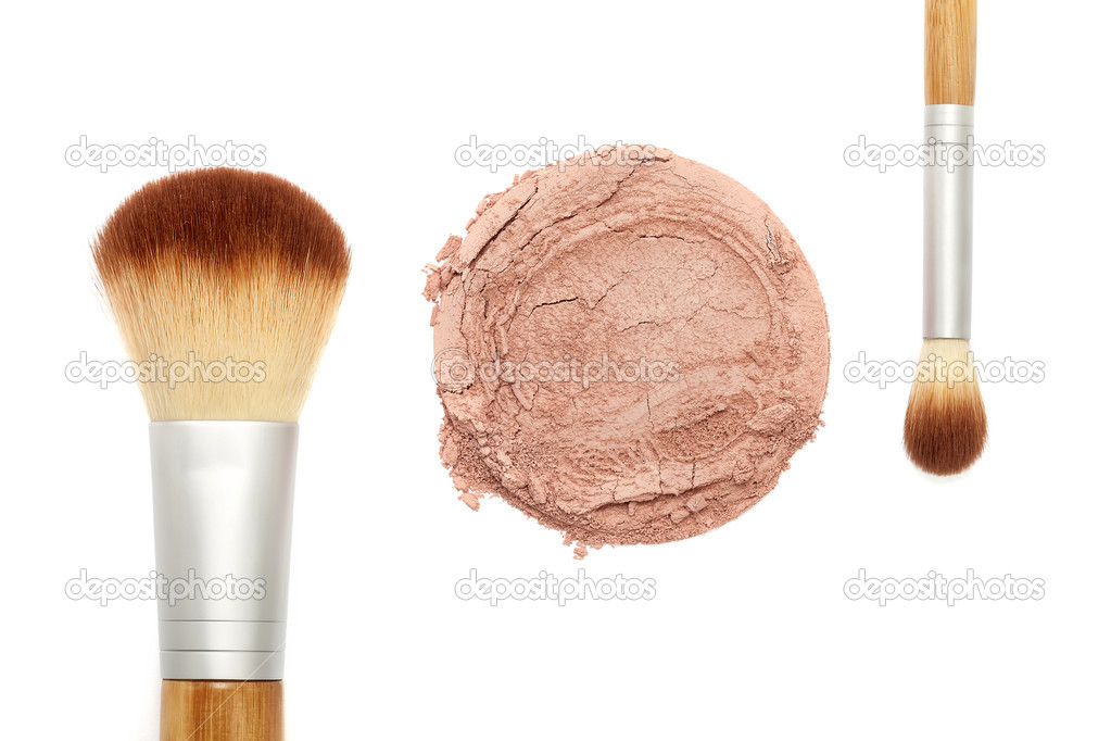 Mineral makeup powder with brush