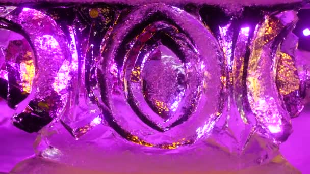 Figuras de hielo Iluminación de Navidad. Año Nuevo textura y luces de abeto — Vídeo de stock