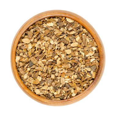 Tahta bir kasede kurutulmuş domuz eti. Boletus edulis 'in pulları. Sepet, çörek ya da porcino olarak bilinir. Yenilebilir mantarlar, mutfaklara büyük saygı duyarlar. Çorba, makarna ve risottoda pişirilir ve yenir..