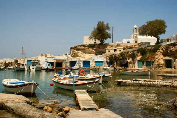 Traditionel fiskerby på Milos ø, Grækenland - Stock-foto