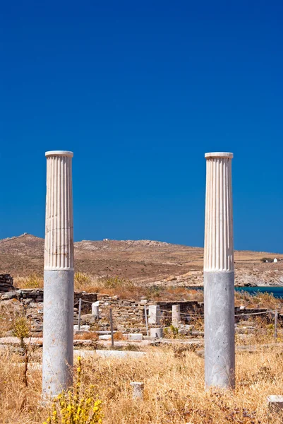 Ionian column capital, architectural detail on Delos island, Gre — Stock Photo, Image