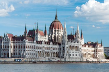 Macaristan Parlamentosu, Budapeşte