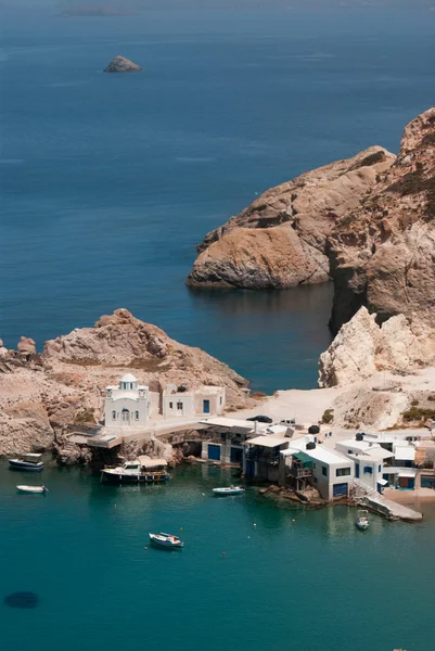 Hagyományos halászfalu Milos island, Görögország — Stock Fotó