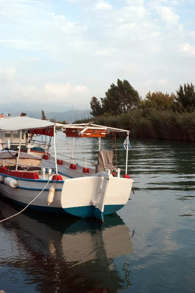 Acheron nehir yaylar ve Yunanistan gorge — Stok fotoğraf