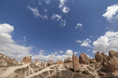 Kapadokya 'daki kaya oluşumları, hindi