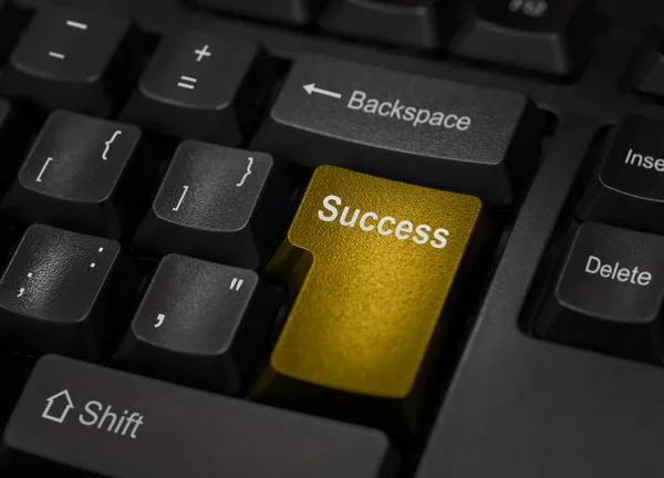 Golden success computer key — Stock Photo, Image