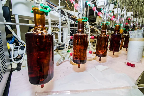 Bilim Laboratuvarı kimyasal maddelerin Kaynama Stok Resim