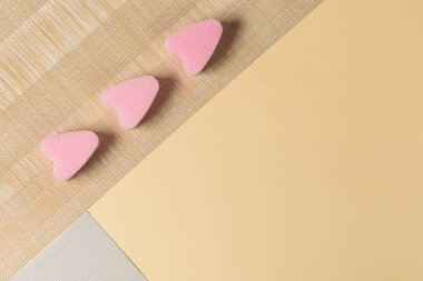 Dermatologlar tarafından test edildi. Tamponlar ipsiz..