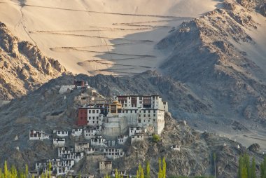 spituk Budist manastır yakınında leh, ladakh görüntüleyin.