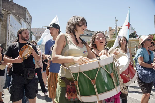 Галисийцы принимают участие в демонстрации с требованиями предоставления независимости от Испании . — стоковое фото