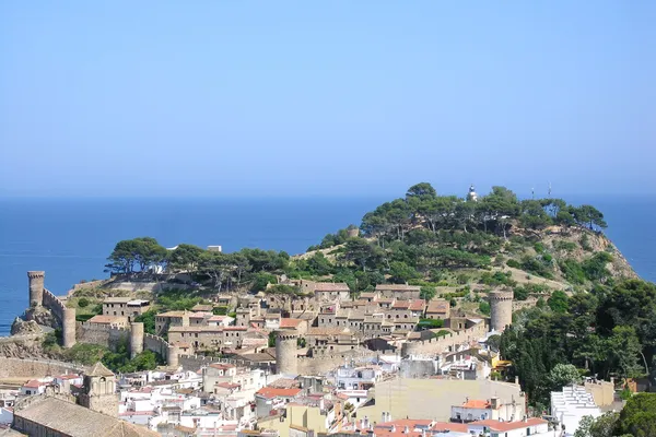 Blick auf die Altstadt in tossa de mar, Spanien. — Stockfoto