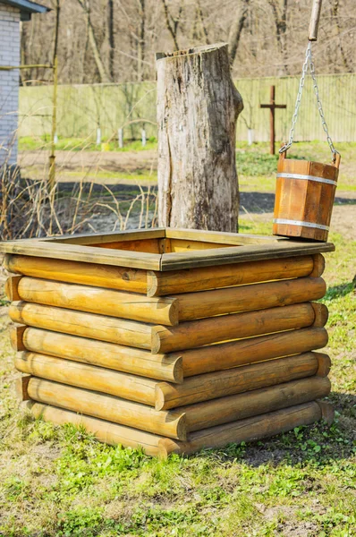 Old wooden well water — Stock Photo, Image