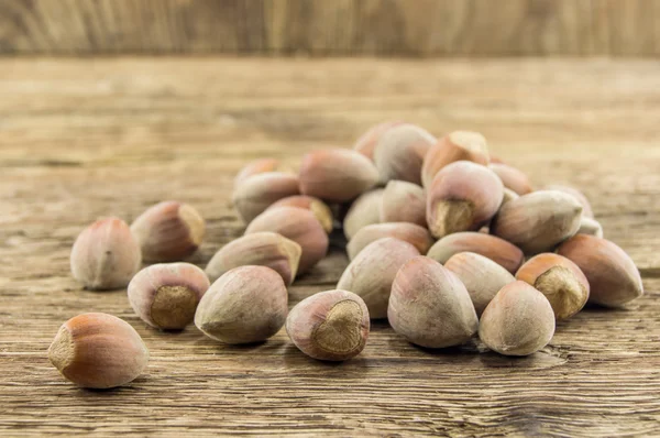 Filberts on a wooden table. Close-up shot. — Stock Photo, Image