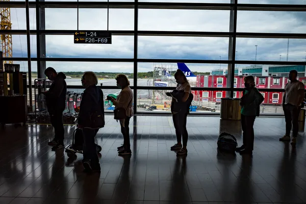 Estocolmo Suécia Uma Linha Fora Café Terminal Partida Aeroporto Arlanda — Fotografia de Stock