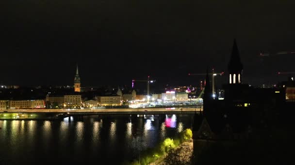 Estocolmo Suecia Una Vista Nocturna Desde Monetliusvagen Sobre Casco Antiguo — Vídeo de stock