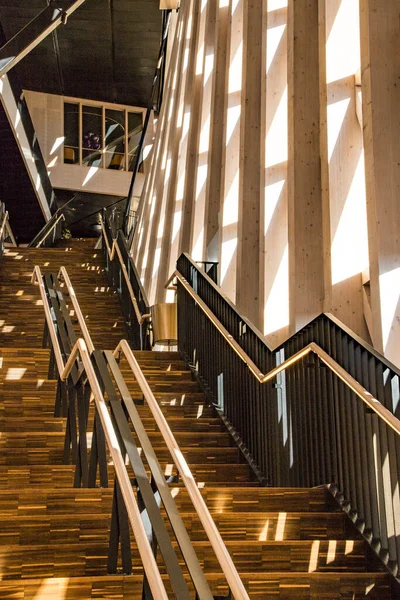 Estocolmo Suécia Uma Escadaria Centro Conferências Aula Medical Hospital Karolinska — Fotografia de Stock