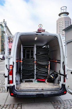 Stockholm, İsveç Giriş paspasları taşıyan bir minibüs.
