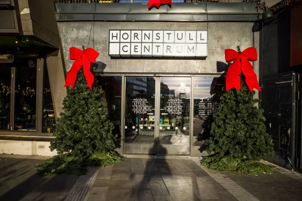 Στοκχόλμη Σουηδία Είσοδος Χριστουγεννιάτικες Διακοσμήσεις Του Εμπορικού Κέντρου Hornstull Centrum — Φωτογραφία Αρχείου