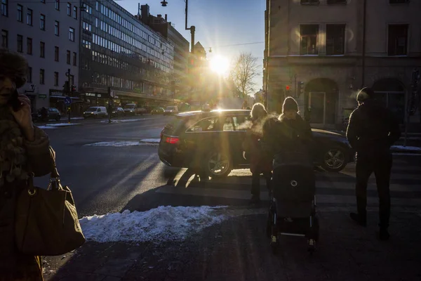 Stockholm Sweden Pedestrians Winter Sun Fleminggatan Kungsholmen — Stock Photo, Image