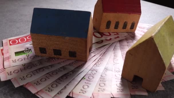 Stockholm Sweden Toy Houses Top Pile Swedish 500 Notes — 图库视频影像