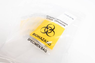 Biyolojik tehlike plastik poşeti ve Covid-19 öz denemesi..