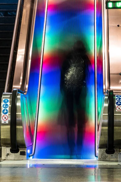 Stockholm Zweden Een Wazige Gekleurde Roltrap Bij Het Ostermalstorg Station — Stockfoto