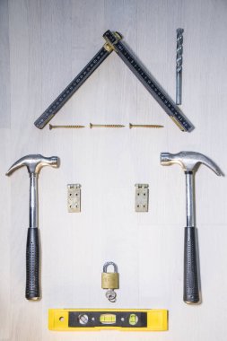 Ev aletleri ev gibi görünecek şekilde şekillendirilmiştir..