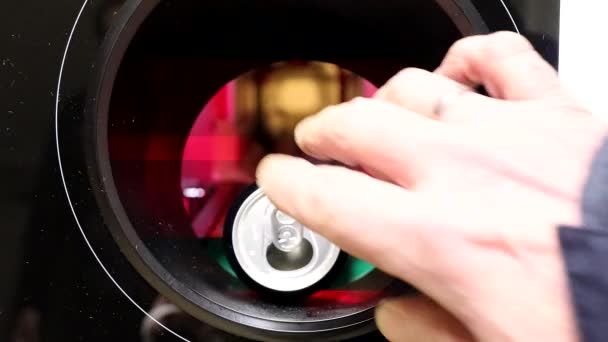 Stockholm Švédsko Zpětný Prodejní Automat Recyklaci Plastových Lahví Plechovek — Stock video