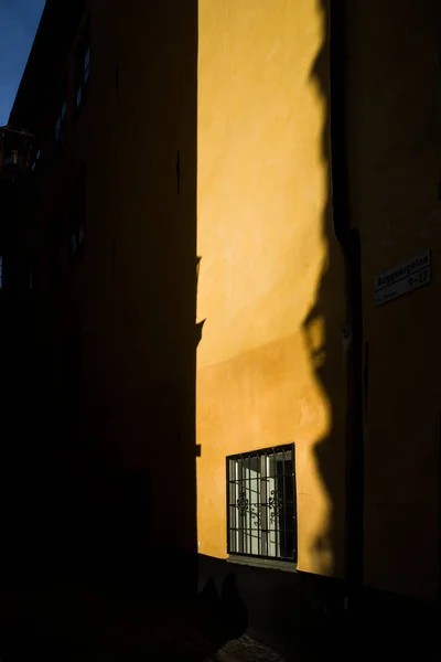 Stoccolma Svezia Una Facciata Arancione Ocra Vecchio Edificio Gamla Stan — Foto Stock