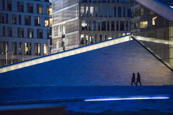 Oslo Norway People Walking Grounds Oslo Opera House — Stock Photo, Image