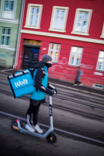 Oslo Norvège Livreur Nourriture Wolt Sur Scooter Électrique Dans Une — Photo