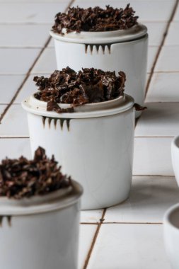 Ella, Kinellan çay fabrikasında Sri Lanka çayı tadımı var..