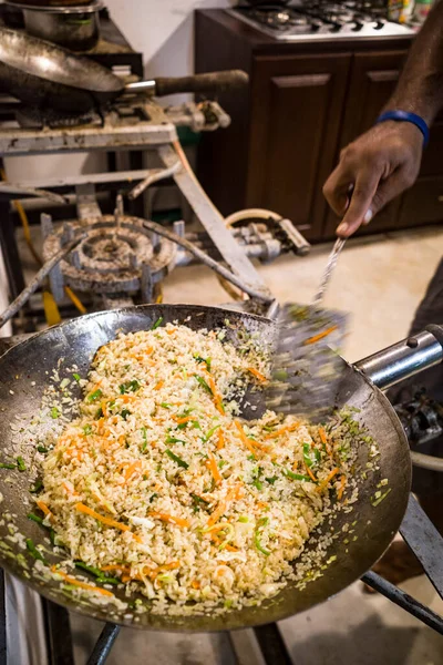 Galle Sri Lanka Seorang Juru Masak Membuat Nasi Goreng Vegetarian — Stok Foto