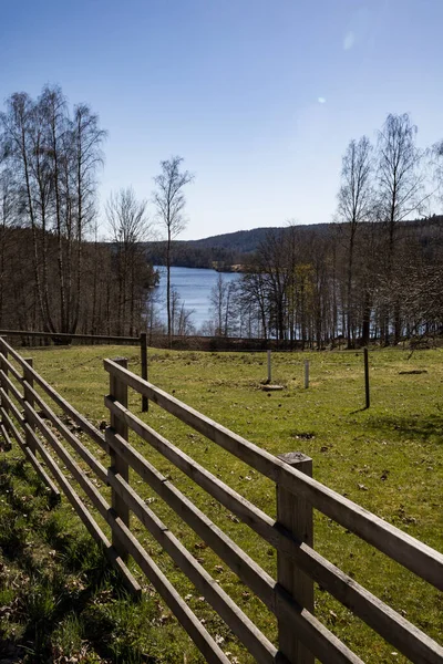 Haverud Szwecja Ogrodzenie Łąka Jezioro Prowincji Dalsland — Zdjęcie stockowe