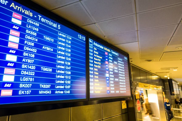 Stockholm, İsveç. Arlanda havaalanına gelen bir yolcu kurulu..