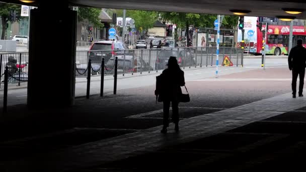 Estocolmo Suecia Peatones Centro Ciudad — Vídeos de Stock