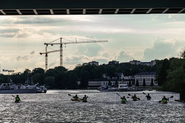 Stockholm Sverige Grupp Kajakpaddlare Barnhusviken — Stockfoto