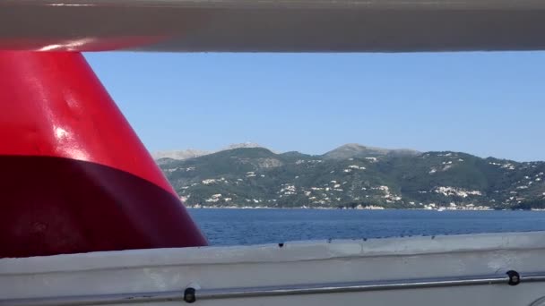 Korfu Yunanistan Mavi Gökyüzü Altındaki Adaları Yüksek Hızlı Yolcu Feribotu — Stok video