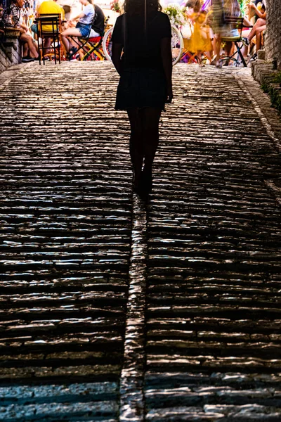 Gjirokaster Albania Person Walks Night Cobblestoned Street — Photo