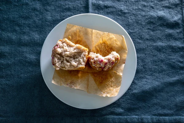Breakfast Muffin Plate Split Half — Stock fotografie