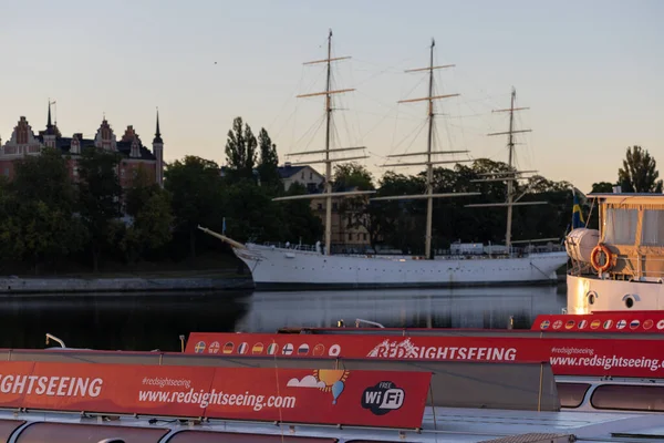 Stockholm Sweden Tourist Boats Stockholms Strom Waterway Baltic Sea Dawn — Stockfoto