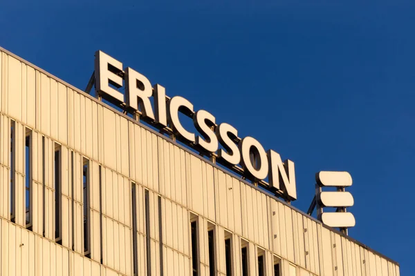 Стокгольм Швеція Фасад Знак Ericsson Глобальної Корпоративної Штаб Квартири Кісті — стокове фото