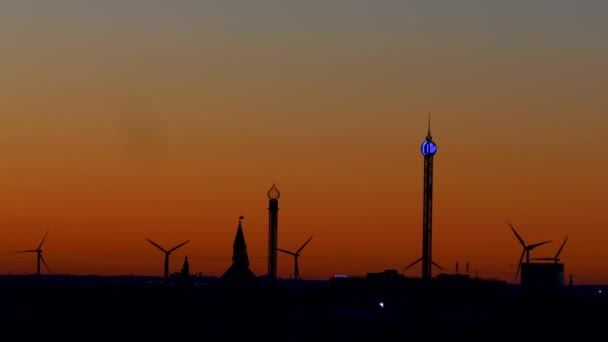 Copenhagen Denmark Sunrise Skyline Wind Turbines Spinning — Vídeo de Stock