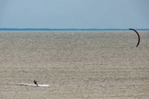 Copenhagen Denmark Man Kite Surfs Coast City — стоковое фото