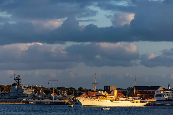 Κοπεγχάγη Δανία Βασιλικό Γιοτ Dannebrog Αυτό Κουκέτα Στο Λιμάνι Κατά — Φωτογραφία Αρχείου