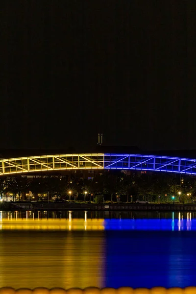 Copenhague Dinamarca Uma Ponte Pedonal Filial Universidade Aalborg Copenhague Iluminada — Fotografia de Stock