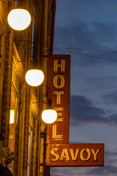 Kopenhag Danimarka Vesterbrogade Otel Tabelalarının Gece Görüşü — Stok fotoğraf