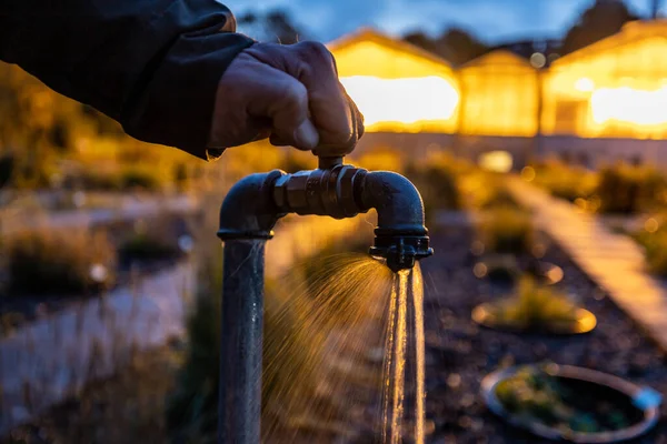 Copenhagen Danimarca Rubinetto Acqua Una Serra Notte — Foto Stock