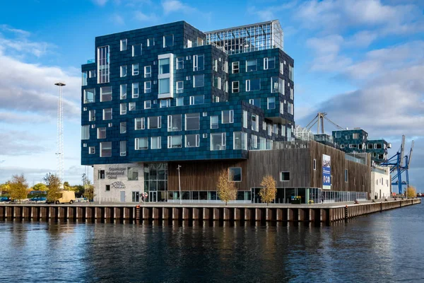Copenhague Dinamarca Moderno Edificio Escuela Internacional Copenhague Distrito Orientkaj —  Fotos de Stock