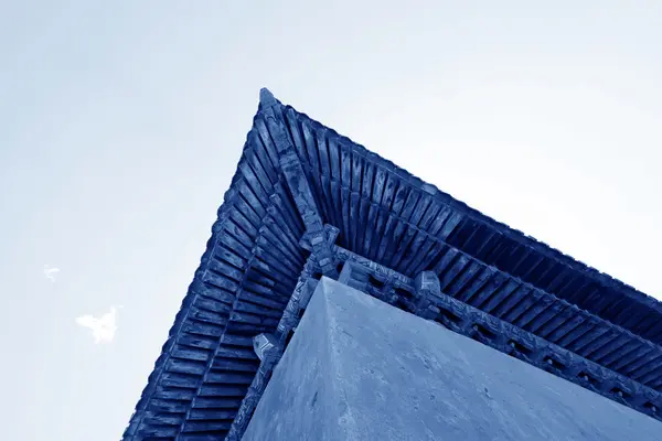 El antiguo edificio se abre en las Tumbas Reales Orientales del Qin — Foto de Stock